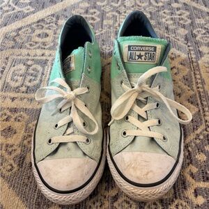 Converse Green and White Canvas Sneakers Classic Style Juniors Size 6